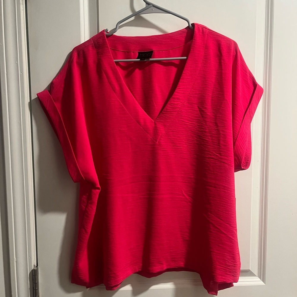 Women's V-Neck Pink Top